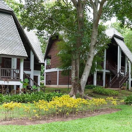 Royal Ping Garden And Resort Mae Taeng Bagian luar foto
