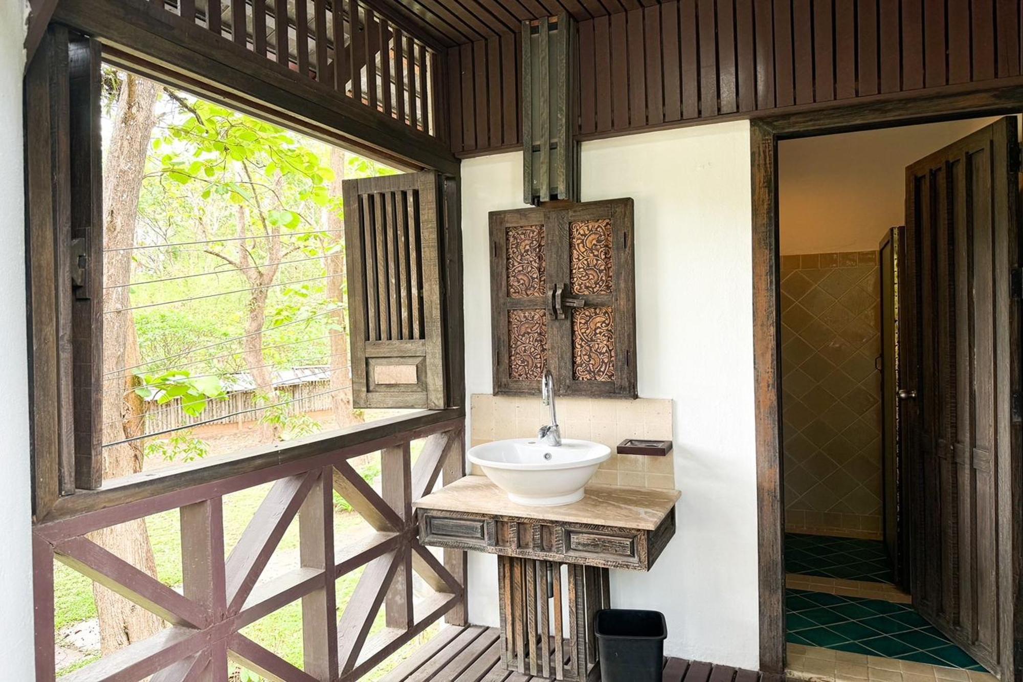 Royal Ping Garden And Resort Mae Taeng Bagian luar foto