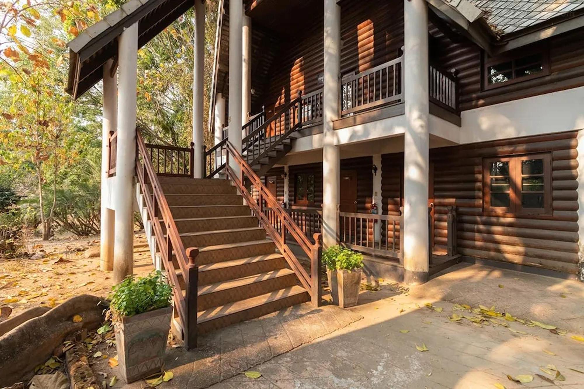 Royal Ping Garden And Resort Mae Taeng Bagian luar foto